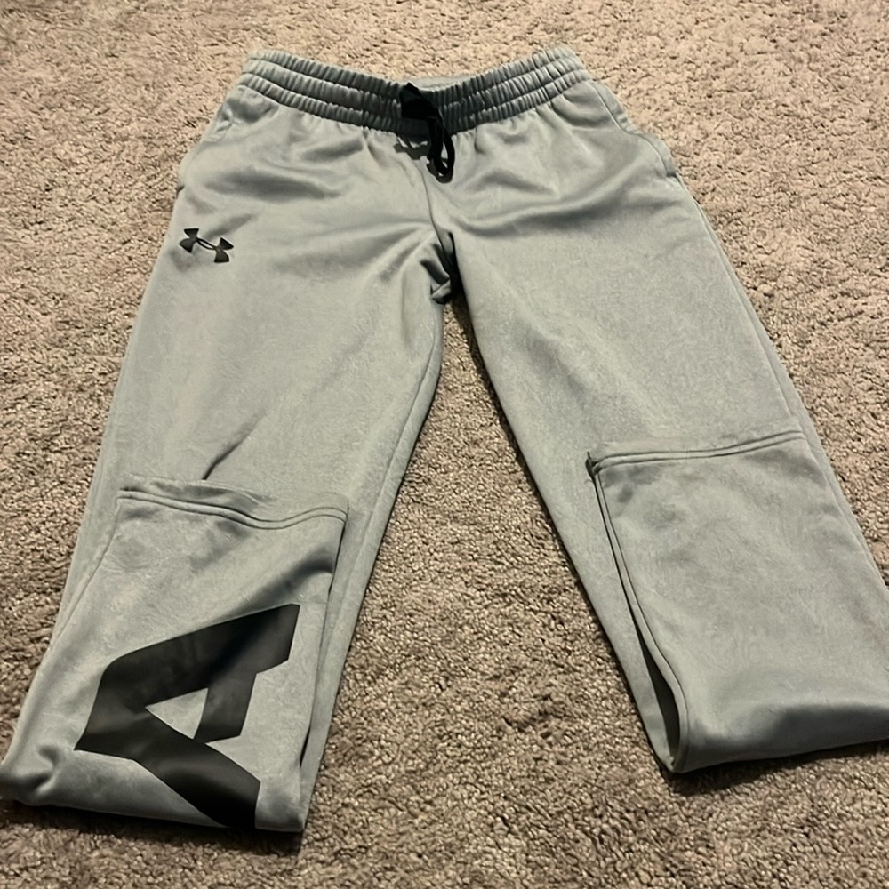 Gray Under Armour boys sweatpants